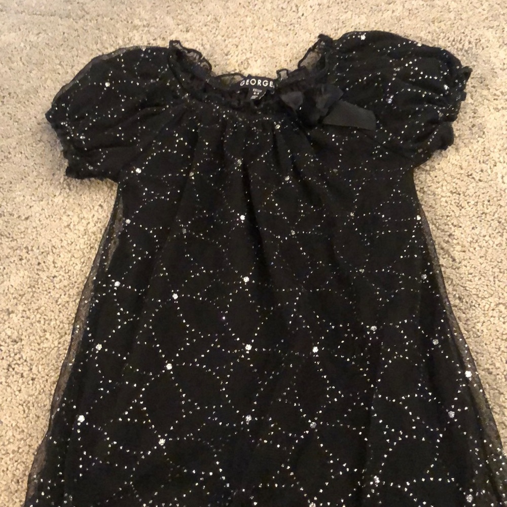 Girl’s dress shirt